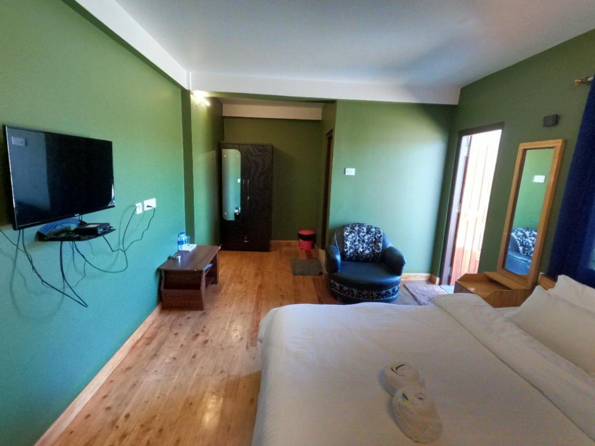 Aurora Guest House Shillong Bagian luar foto