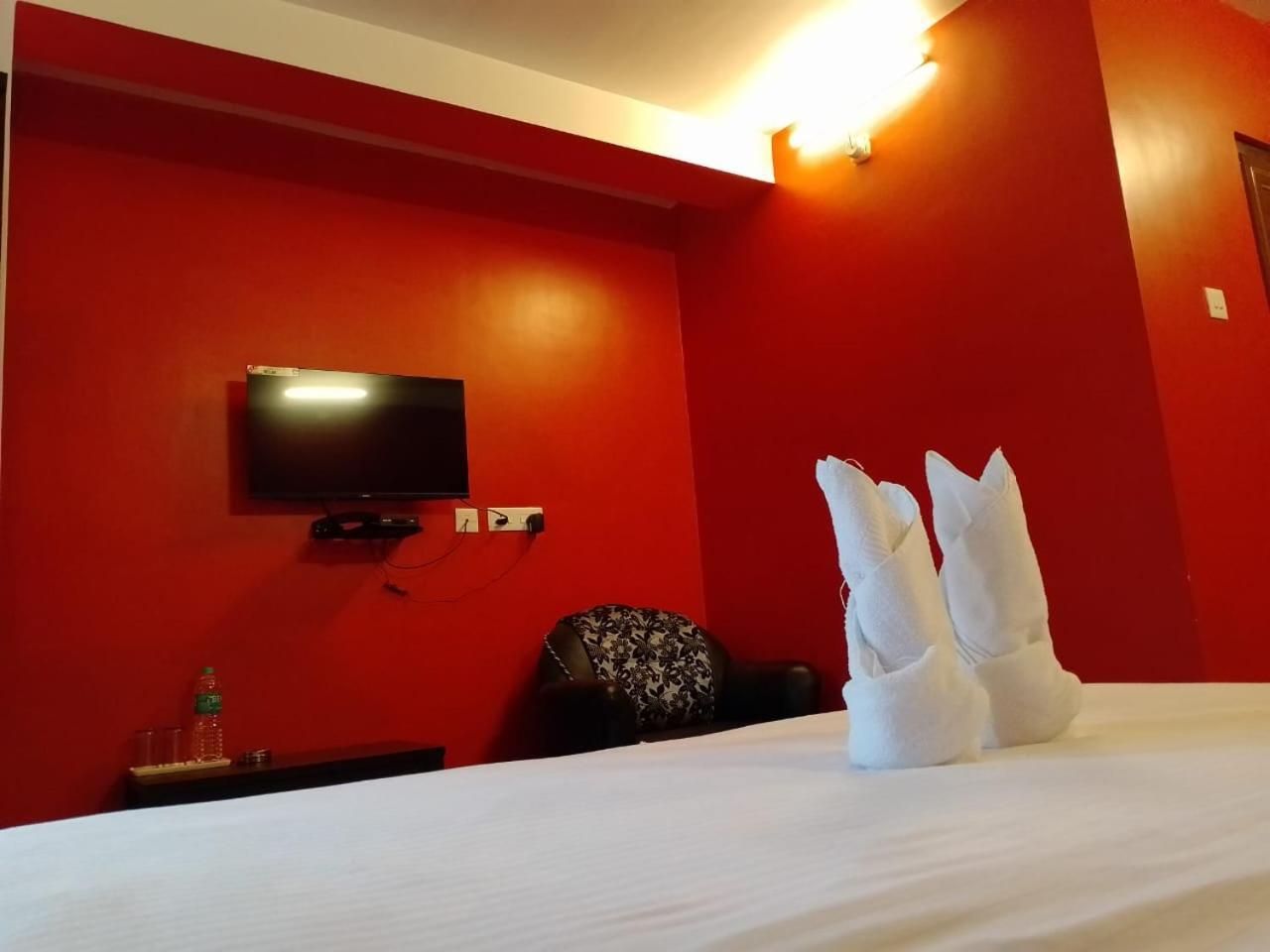 Aurora Guest House Shillong Bagian luar foto