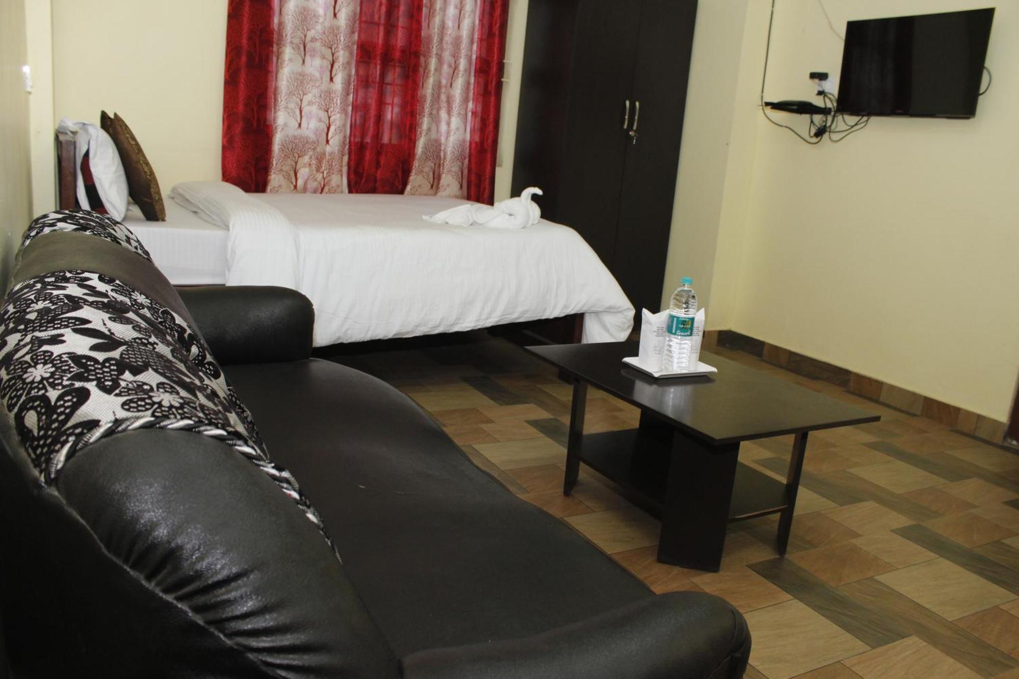 Aurora Guest House Shillong Bagian luar foto